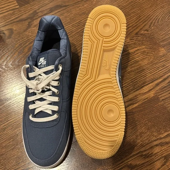 Air Force 1 LOW PRM - Picture 4 of 7